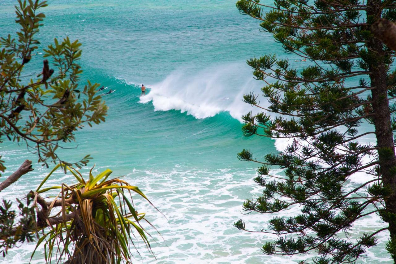 Hotel Rainbow Bay Beachhouse Coolangatta Exterior foto